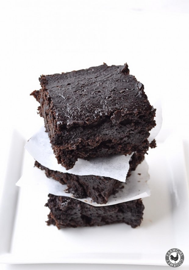 Dark Chocolate Stout Brownies | farmgirlgourmet.com