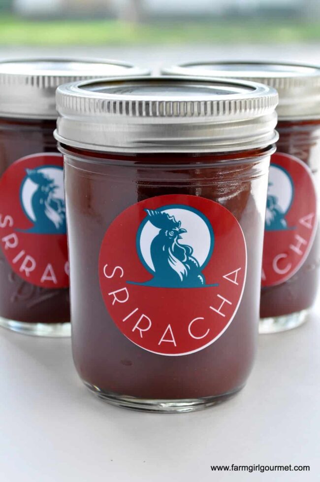 easy to make homemade sriracha sauce