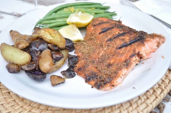 spice rubbed grilled salmon