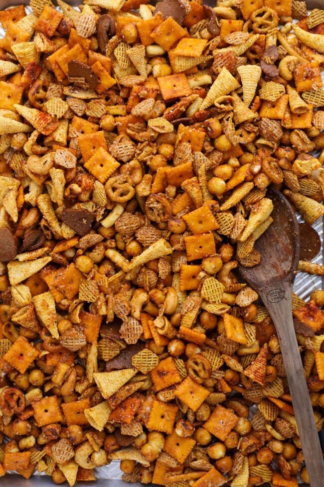 easy cheesy cajun chex mix recipe