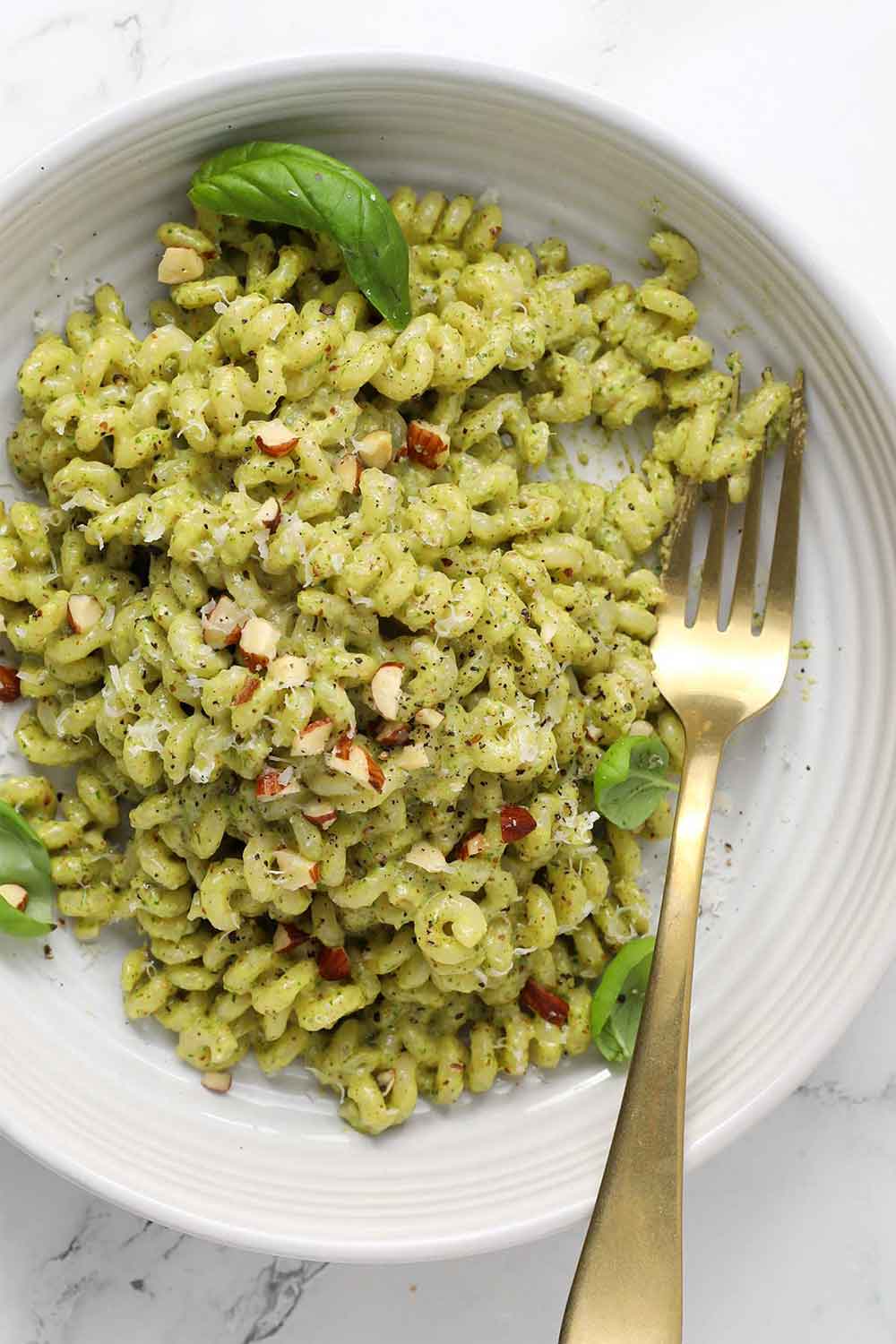 smoked almond pesto pasta recipe
