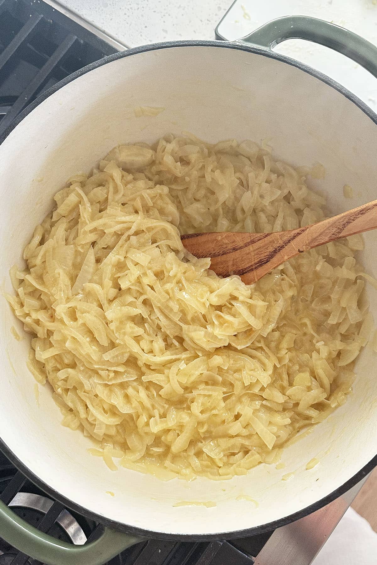caramelizing onions for french onion soup
